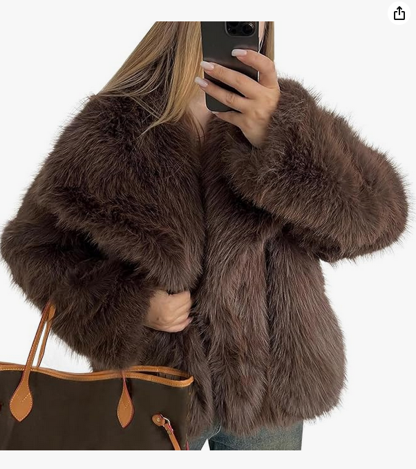 Manteau court en fourrure à revers pour femmes